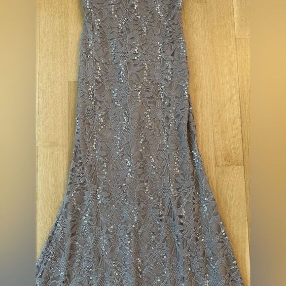 Elegant Gray Lace Evening Gown - Picture 3 of 9